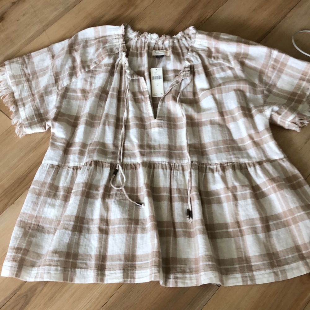 Medium anthropology shirt. New with tags